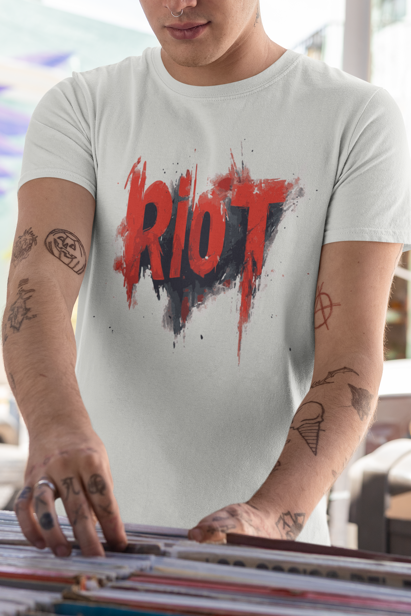 Unisex-T-Shirt "RiOT"